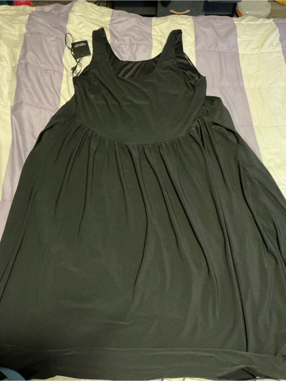 Simply Vera Vera Wang Black Midi Dress